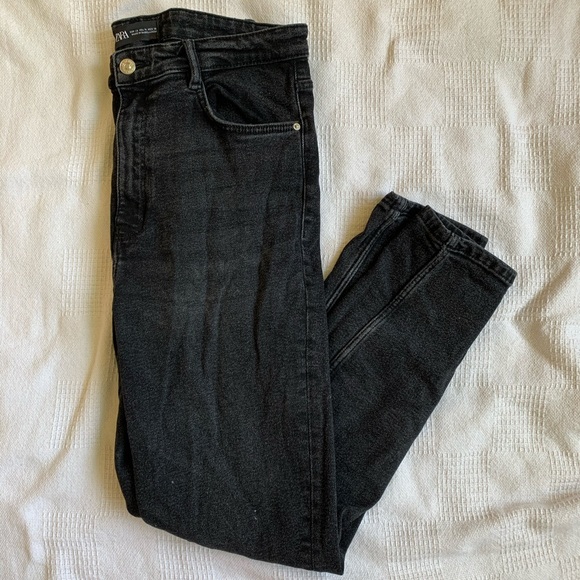 ZARA high waisted black washed jeans - Picture 1 of 2